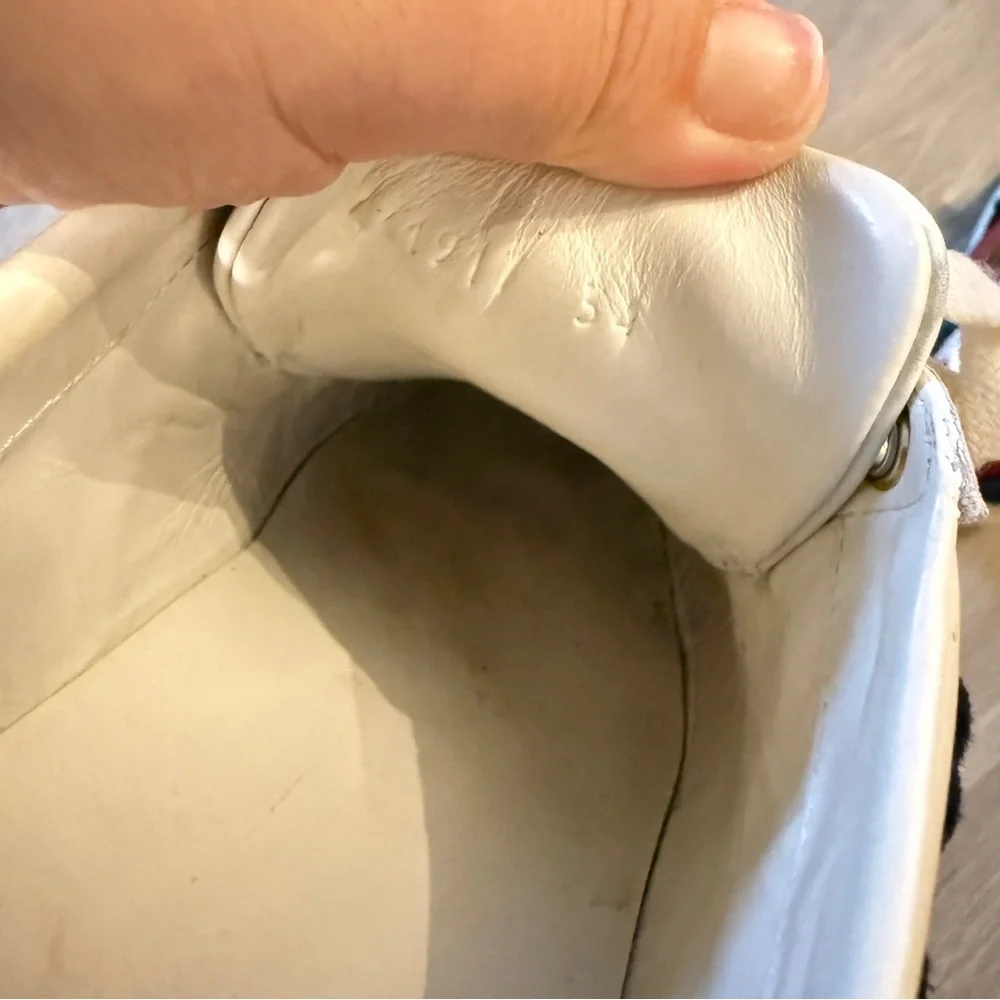 Gucci White Floral Embroidered Women's Sneakers sz 34 - Picture 2 of 5